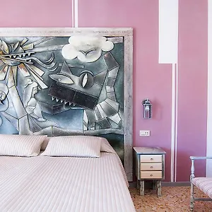 https://bb-la-maratonda.it-tuscanyhotel.com
