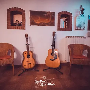 https://la-casa-sul-fiordo-lago-turano.it-tuscanyhotel.com